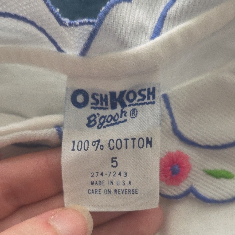 Vintage OshKosh B'gosh Cream Shirt with Floral Embroidered Collar - Picture 2 of 3